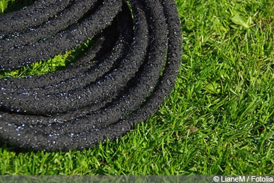 Perlschlauch Tropfschlauch Vorteile Und Richtig Verlegen Gartendialog De